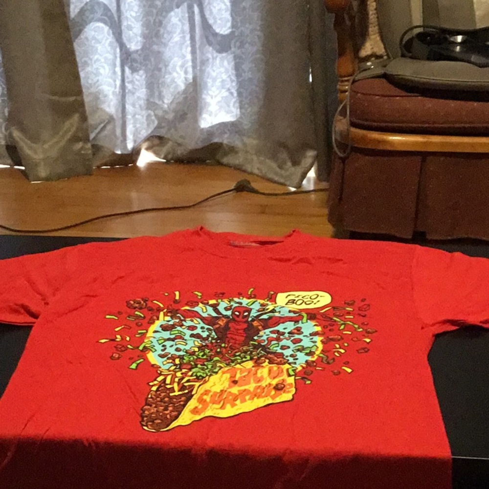 Deadpool Tee - Picture 3 of 3